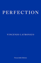 โหลดรูปภาพลงในเครื่องมือใช้ดูของ Gallery Perfection
 ร้านหนังสือและสิ่งของ เป็นร้านหนังสือภาษาอังกฤษหายาก และร้านกาแฟ หรือ บุ๊คคาเฟ่ ตั้งอยู่สุขุมวิท กรุงเทพ