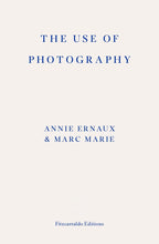โหลดรูปภาพลงในเครื่องมือใช้ดูของ Gallery The Use of Photography
 ร้านหนังสือและสิ่งของ เป็นร้านหนังสือภาษาอังกฤษหายาก และร้านกาแฟ หรือ บุ๊คคาเฟ่ ตั้งอยู่สุขุมวิท กรุงเทพ