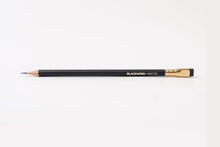 โหลดรูปภาพลงในเครื่องมือใช้ดูของ Gallery BLACKWING MATTE (SET OF 12)
 ร้านหนังสือและสิ่งของ เป็นร้านหนังสือภาษาอังกฤษหายาก และร้านกาแฟ หรือ บุ๊คคาเฟ่ ตั้งอยู่สุขุมวิท กรุงเทพ