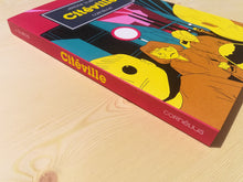 โหลดรูปภาพลงในเครื่องมือใช้ดูของ Gallery Citéville
ร้านหนังสือและสิ่งของ เป็นร้านหนังสือภาษาอังกฤษหายาก และร้านกาแฟ หรือ บุ๊คคาเฟ่ ตั้งอยู่สุขุมวิท กรุงเทพ