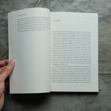 Load image into Gallery viewer, Art Power
 ร้านหนังสือและสิ่งของ เป็นร้านหนังสือภาษาอังกฤษหายาก และร้านกาแฟ หรือ บุ๊คคาเฟ่ ตั้งอยู่สุขุมวิท กรุงเทพ