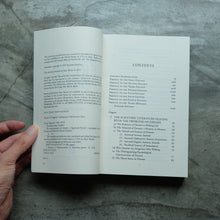 Load image into Gallery viewer, The Interpretation of Dreams: The Complete and Definitive Text | Sigmund Freud
 ร้านหนังสือและสิ่งของ เป็นร้านหนังสือภาษาอังกฤษหายาก และร้านกาแฟ หรือ บุ๊คคาเฟ่ ตั้งอยู่สุขุมวิท กรุงเทพ