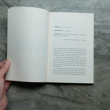 Load image into Gallery viewer, Ernest Hemingway: The Last Interview: and Other Conversations | Ernest Hemingway
ร้านหนังสือและสิ่งของ เป็นร้านหนังสือภาษาอังกฤษหายาก และร้านกาแฟ หรือ บุ๊คคาเฟ่ ตั้งอยู่สุขุมวิท กรุงเทพ