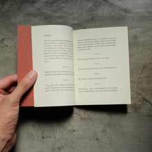 โหลดรูปภาพลงในเครื่องมือใช้ดูของ Gallery Ideas Have No Smell - Three Belgian Surrealist Booklets | Paul Nougé
ร้านหนังสือและสิ่งของ เป็นร้านหนังสือภาษาอังกฤษหายาก และร้านกาแฟ หรือ บุ๊คคาเฟ่ ตั้งอยู่สุขุมวิท กรุงเทพ