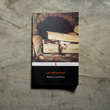 โหลดรูปภาพลงในเครื่องมือใช้ดูของ Gallery Maldoror and Poems | Comte De Lautreamont
ร้านหนังสือและสิ่งของ เป็นร้านหนังสือภาษาอังกฤษหายาก และร้านกาแฟ หรือ บุ๊คคาเฟ่ ตั้งอยู่สุขุมวิท กรุงเทพ