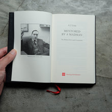 Load image into Gallery viewer, Mentored by a Madman : The William Burroughs Experiment | A.J. Lee
ร้านหนังสือและสิ่งของ เป็นร้านหนังสือภาษาอังกฤษหายาก และร้านกาแฟ หรือ บุ๊คคาเฟ่ ตั้งอยู่สุขุมวิท กรุงเทพ