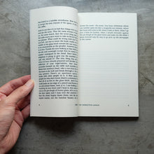 Load image into Gallery viewer, Cronopios and Famas | Julio Cortázar
 ร้านหนังสือและสิ่งของ เป็นร้านหนังสือภาษาอังกฤษหายาก และร้านกาแฟ หรือ บุ๊คคาเฟ่ ตั้งอยู่สุขุมวิท กรุงเทพ