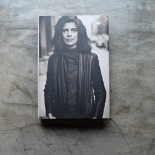 Load image into Gallery viewer, Sontag : Her Life and Work | Benjamin Moser
ร้านหนังสือและสิ่งของ เป็นร้านหนังสือภาษาอังกฤษหายาก และร้านกาแฟ หรือ บุ๊คคาเฟ่ ตั้งอยู่สุขุมวิท กรุงเทพ
