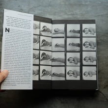 Load image into Gallery viewer, Sontag : Her Life and Work | Benjamin Moser
ร้านหนังสือและสิ่งของ เป็นร้านหนังสือภาษาอังกฤษหายาก และร้านกาแฟ หรือ บุ๊คคาเฟ่ ตั้งอยู่สุขุมวิท กรุงเทพ