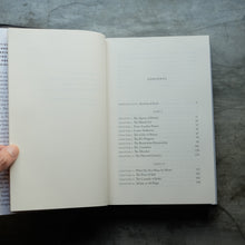 Load image into Gallery viewer, Sontag : Her Life and Work | Benjamin Moser
ร้านหนังสือและสิ่งของ เป็นร้านหนังสือภาษาอังกฤษหายาก และร้านกาแฟ หรือ บุ๊คคาเฟ่ ตั้งอยู่สุขุมวิท กรุงเทพ