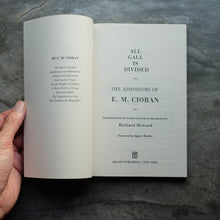 โหลดรูปภาพลงในเครื่องมือใช้ดูของ Gallery All Gall Is Divided | E.M. Cioran
ร้านหนังสือและสิ่งของ เป็นร้านหนังสือภาษาอังกฤษหายาก และร้านกาแฟ หรือ บุ๊คคาเฟ่ ตั้งอยู่สุขุมวิท กรุงเทพ