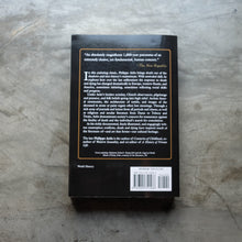 โหลดรูปภาพลงในเครื่องมือใช้ดูของ Gallery Hour of Our Death | Philippe Aries
ร้านหนังสือและสิ่งของ เป็นร้านหนังสือภาษาอังกฤษหายาก และร้านกาแฟ หรือ บุ๊คคาเฟ่ ตั้งอยู่สุขุมวิท กรุงเทพ