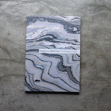 โหลดรูปภาพลงในเครื่องมือใช้ดูของ Gallery Essays on Adolf Loos
ร้านหนังสือและสิ่งของ เป็นร้านหนังสือภาษาอังกฤษหายาก และร้านกาแฟ หรือ บุ๊คคาเฟ่ ตั้งอยู่สุขุมวิท กรุงเทพ