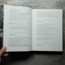 Load image into Gallery viewer, The Sacred Conspiracy
ร้านหนังสือและสิ่งของ เป็นร้านหนังสือภาษาอังกฤษหายาก และร้านกาแฟ หรือ บุ๊คคาเฟ่ ตั้งอยู่สุขุมวิท กรุงเทพ