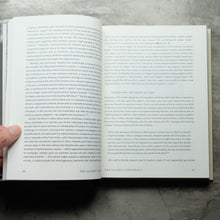 Load image into Gallery viewer, The Sacred Conspiracy
ร้านหนังสือและสิ่งของ เป็นร้านหนังสือภาษาอังกฤษหายาก และร้านกาแฟ หรือ บุ๊คคาเฟ่ ตั้งอยู่สุขุมวิท กรุงเทพ