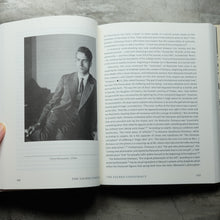 Load image into Gallery viewer, The Sacred Conspiracy
ร้านหนังสือและสิ่งของ เป็นร้านหนังสือภาษาอังกฤษหายาก และร้านกาแฟ หรือ บุ๊คคาเฟ่ ตั้งอยู่สุขุมวิท กรุงเทพ