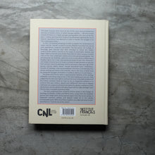 Load image into Gallery viewer, The Sacred Conspiracy
ร้านหนังสือและสิ่งของ เป็นร้านหนังสือภาษาอังกฤษหายาก และร้านกาแฟ หรือ บุ๊คคาเฟ่ ตั้งอยู่สุขุมวิท กรุงเทพ