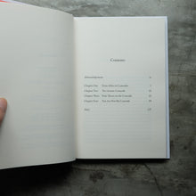 Load image into Gallery viewer, Comrade
ร้านหนังสือและสิ่งของ เป็นร้านหนังสือภาษาอังกฤษหายาก และร้านกาแฟ หรือ บุ๊คคาเฟ่ ตั้งอยู่สุขุมวิท กรุงเทพ