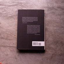 โหลดรูปภาพลงในเครื่องมือใช้ดูของ Gallery Many Subtle Channels : In Praise of Potential Literature
 ร้านหนังสือและสิ่งของ เป็นร้านหนังสือภาษาอังกฤษหายาก และร้านกาแฟ หรือ บุ๊คคาเฟ่ ตั้งอยู่สุขุมวิท กรุงเทพ