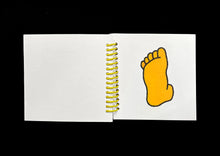 โหลดรูปภาพลงในเครื่องมือใช้ดูของ Gallery Good Humour Folks Zine
 ร้านหนังสือและสิ่งของ เป็นร้านหนังสือภาษาอังกฤษหายาก และร้านกาแฟ หรือ บุ๊คคาเฟ่ ตั้งอยู่สุขุมวิท กรุงเทพ