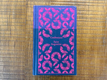 โหลดรูปภาพลงในเครื่องมือใช้ดูของ Gallery Confessions
ร้านหนังสือและสิ่งของ เป็นร้านหนังสือภาษาอังกฤษหายาก และร้านกาแฟ หรือ บุ๊คคาเฟ่ ตั้งอยู่สุขุมวิท กรุงเทพ