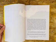 โหลดรูปภาพลงในเครื่องมือใช้ดูของ Gallery Body without Organs, Body without Image : Ernesto Neto's Anti-Leviathan (Undoing the Image 1)
ร้านหนังสือและสิ่งของ เป็นร้านหนังสือภาษาอังกฤษหายาก และร้านกาแฟ หรือ บุ๊คคาเฟ่ ตั้งอยู่สุขุมวิท กรุงเทพ