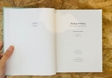โหลดรูปภาพลงในเครื่องมือใช้ดูของ Gallery The Eye of History : When Images Take Positions
 ร้านหนังสือและสิ่งของ เป็นร้านหนังสือภาษาอังกฤษหายาก และร้านกาแฟ หรือ บุ๊คคาเฟ่ ตั้งอยู่สุขุมวิท กรุงเทพ