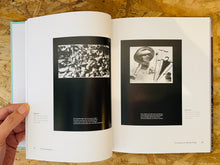 โหลดรูปภาพลงในเครื่องมือใช้ดูของ Gallery The Eye of History : When Images Take Positions
 ร้านหนังสือและสิ่งของ เป็นร้านหนังสือภาษาอังกฤษหายาก และร้านกาแฟ หรือ บุ๊คคาเฟ่ ตั้งอยู่สุขุมวิท กรุงเทพ