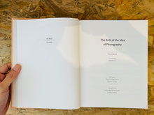โหลดรูปภาพลงในเครื่องมือใช้ดูของ Gallery The Birth of the Idea of Photography
 ร้านหนังสือและสิ่งของ เป็นร้านหนังสือภาษาอังกฤษหายาก และร้านกาแฟ หรือ บุ๊คคาเฟ่ ตั้งอยู่สุขุมวิท กรุงเทพ