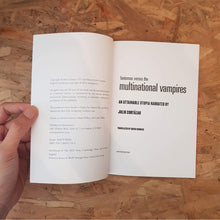 โหลดรูปภาพลงในเครื่องมือใช้ดูของ Gallery Fantomas Versus the Multinational Vampires : An Attainable Utopia
ร้านหนังสือและสิ่งของ เป็นร้านหนังสือภาษาอังกฤษหายาก และร้านกาแฟ หรือ บุ๊คคาเฟ่ ตั้งอยู่สุขุมวิท กรุงเทพ