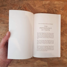 โหลดรูปภาพลงในเครื่องมือใช้ดูของ Gallery The Physiology of Taste: Or Meditations on Transcendental Gastronomy
ร้านหนังสือและสิ่งของ เป็นร้านหนังสือภาษาอังกฤษหายาก และร้านกาแฟ หรือ บุ๊คคาเฟ่ ตั้งอยู่สุขุมวิท กรุงเทพ