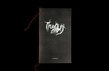 โหลดรูปภาพลงในเครื่องมือใช้ดูของ Gallery The Diary Zine
 ร้านหนังสือและสิ่งของ เป็นร้านหนังสือภาษาอังกฤษหายาก และร้านกาแฟ หรือ บุ๊คคาเฟ่ ตั้งอยู่สุขุมวิท กรุงเทพ
