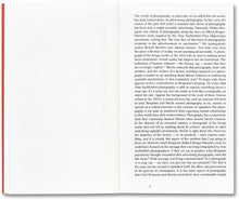 โหลดรูปภาพลงในเครื่องมือใช้ดูของ Gallery Photography's Neoliberal Realism Jörg Colberg
ร้านหนังสือและสิ่งของ เป็นร้านหนังสือภาษาอังกฤษหายาก และร้านกาแฟ หรือ บุ๊คคาเฟ่ ตั้งอยู่สุขุมวิท กรุงเทพ