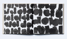 Load image into Gallery viewer, KUROMONO 林青那
 ร้านหนังสือและสิ่งของ เป็นร้านหนังสือภาษาอังกฤษหายาก และร้านกาแฟ หรือ บุ๊คคาเฟ่ ตั้งอยู่สุขุมวิท กรุงเทพ