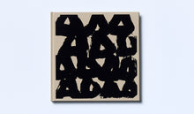 Load image into Gallery viewer, KUROMONO 林青那
 ร้านหนังสือและสิ่งของ เป็นร้านหนังสือภาษาอังกฤษหายาก และร้านกาแฟ หรือ บุ๊คคาเฟ่ ตั้งอยู่สุขุมวิท กรุงเทพ