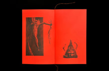 โหลดรูปภาพลงในเครื่องมือใช้ดูของ Gallery The Diary Zine
 ร้านหนังสือและสิ่งของ เป็นร้านหนังสือภาษาอังกฤษหายาก และร้านกาแฟ หรือ บุ๊คคาเฟ่ ตั้งอยู่สุขุมวิท กรุงเทพ