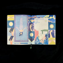 โหลดรูปภาพลงในเครื่องมือใช้ดูของ Gallery Patchwork of Emotions Zine
 ร้านหนังสือและสิ่งของ เป็นร้านหนังสือภาษาอังกฤษหายาก และร้านกาแฟ หรือ บุ๊คคาเฟ่ ตั้งอยู่สุขุมวิท กรุงเทพ