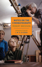 โหลดรูปภาพลงในเครื่องมือใช้ดูของ Gallery Notes On The Cinematograph
 ร้านหนังสือและสิ่งของ เป็นร้านหนังสือภาษาอังกฤษหายาก และร้านกาแฟ หรือ บุ๊คคาเฟ่ ตั้งอยู่สุขุมวิท กรุงเทพ
