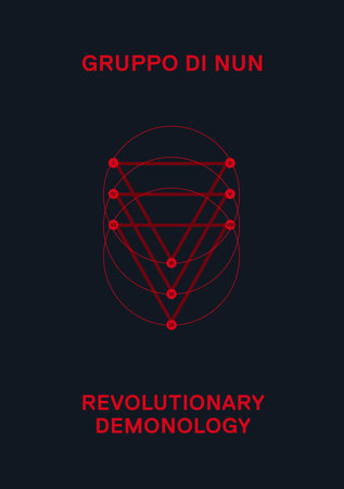 Revolutionary Demonology ร้านหนังสือและสิ่งของ เป็นร้านหนังสือภาษาอังกฤษหายาก และร้านกาแฟ หรือ บุ๊คคาเฟ่ ตั้งอยู่สุขุมวิท กรุงเทพ