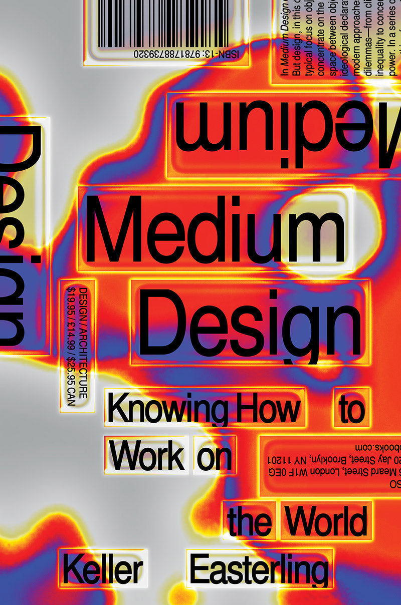 Medium Design : Knowing How to Work on the World ร้านหนังสือและสิ่งของ เป็นร้านหนังสือภาษาอังกฤษหายาก และร้านกาแฟ หรือ บุ๊คคาเฟ่ ตั้งอยู่สุขุมวิท กรุงเทพ