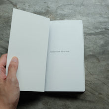 Load image into Gallery viewer, Notes on Suicide | Simon Critchley
 ร้านหนังสือและสิ่งของ เป็นร้านหนังสือภาษาอังกฤษหายาก และร้านกาแฟ หรือ บุ๊คคาเฟ่ ตั้งอยู่สุขุมวิท กรุงเทพ