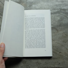 Load image into Gallery viewer, Notes on Suicide | Simon Critchley
 ร้านหนังสือและสิ่งของ เป็นร้านหนังสือภาษาอังกฤษหายาก และร้านกาแฟ หรือ บุ๊คคาเฟ่ ตั้งอยู่สุขุมวิท กรุงเทพ