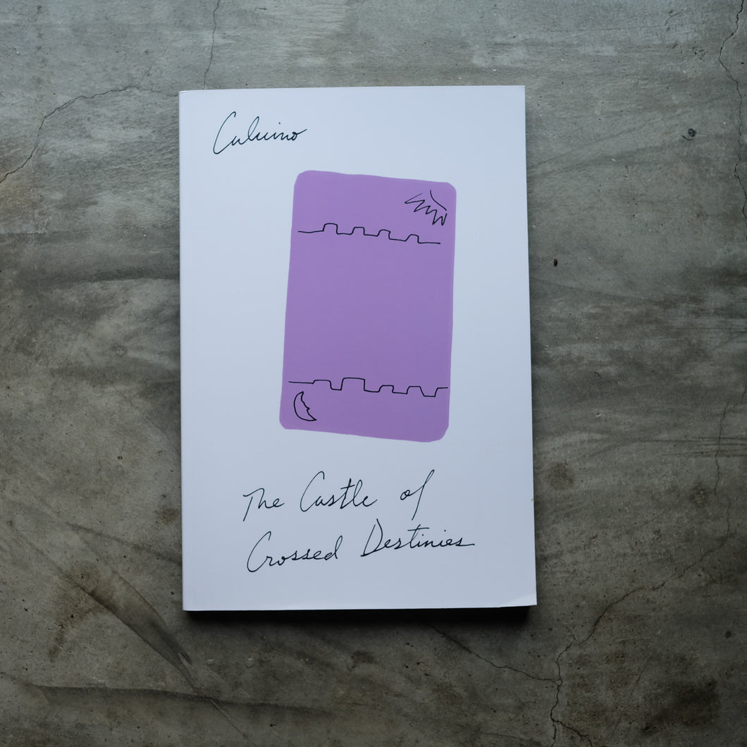 The Castle of Crossed Destinies | Italo Calvino ร้านหนังสือและสิ่งของ เป็นร้านหนังสือภาษาอังกฤษหายาก และร้านกาแฟ หรือ บุ๊คคาเฟ่ ตั้งอยู่สุขุมวิท กรุงเทพ