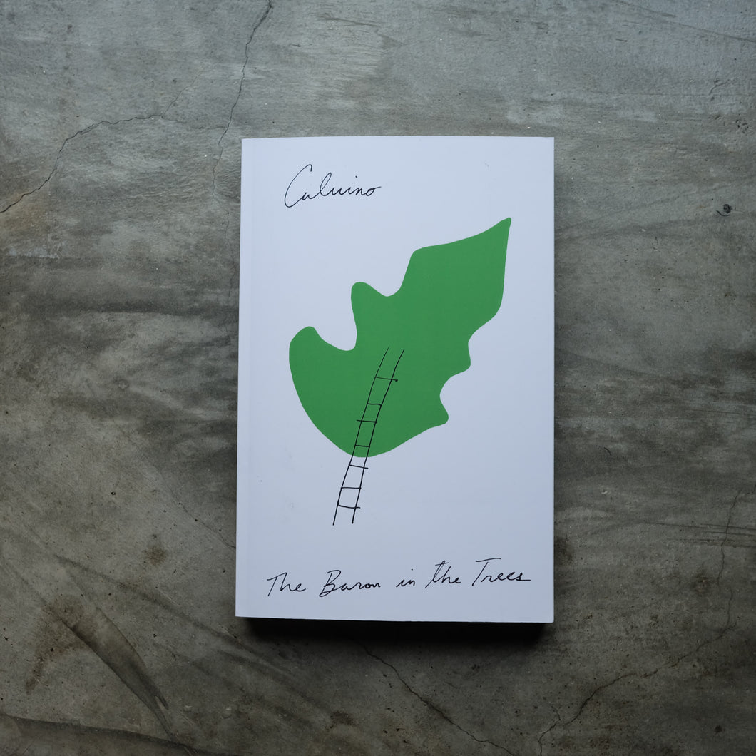 The Baron in the Trees | Italo Calvino ร้านหนังสือและสิ่งของ เป็นร้านหนังสือภาษาอังกฤษหายาก และร้านกาแฟ หรือ บุ๊คคาเฟ่ ตั้งอยู่สุขุมวิท กรุงเทพ